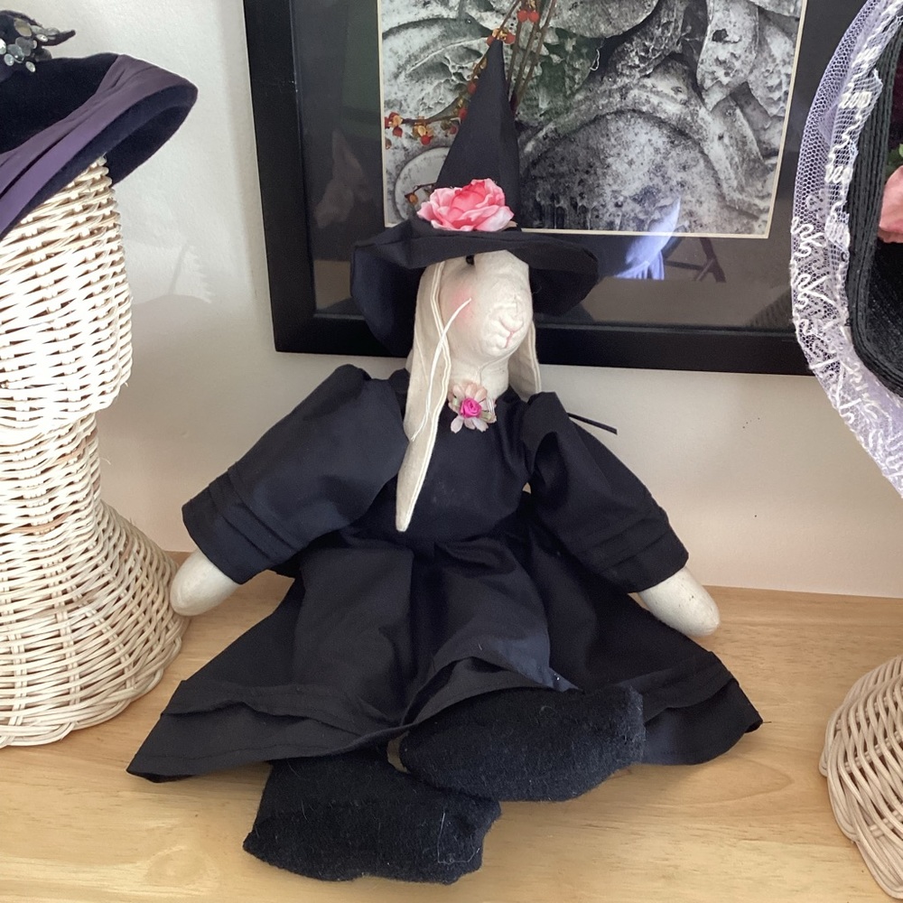Easter Bunny Witch 18” OAK Hand Crafted Muslin Cotton Wool Spring Character